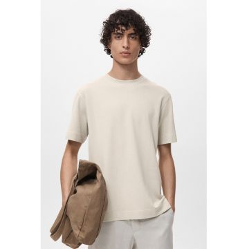 Tricou regular fit cu decolteu la baza gatului