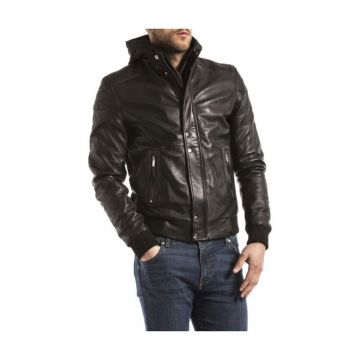 Jacheta de piele cu buzunare -