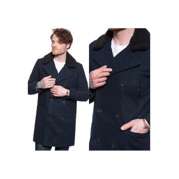 Palton Barbati -  Peacoat - Croi: Regular Fit - Inchidere: Nasturi - Compozitie Material: 50% Lana - 50% Poliester - Numar Buzunare: 5 - Culoare: Albastru