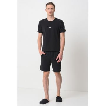 Pijama cu pantaloni scurti si buzunare laterale Unique