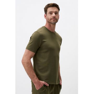 Tricou din amestec de modal cu decolteu la baza gatului