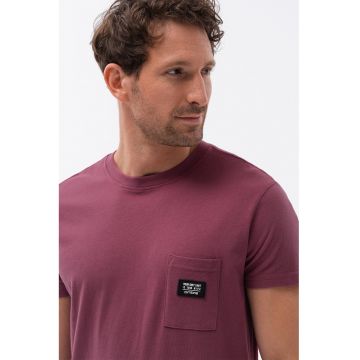 Tricou cu decolteu la baza gatului