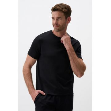 Tricou din amestec de modal cu decolteu la baza gatului