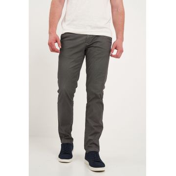 Pantaloni slim fit