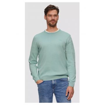 Pulover cu decolteu la baza gatului - Verde deschis