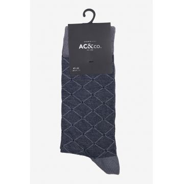 Sosete lungi cu model geometric