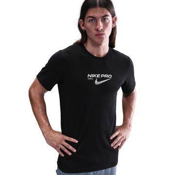 Tricou cu tehnologie Dri-FIT pentru antrenament