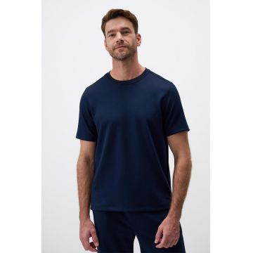 Tricou din amestec de modal cu decolteu la baza gatului