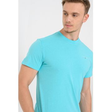 Tricou slim fit cu logo discret