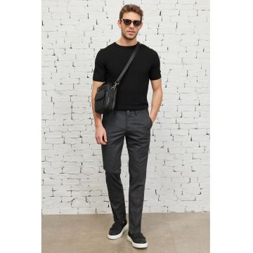 Pantaloni din amestec de lana