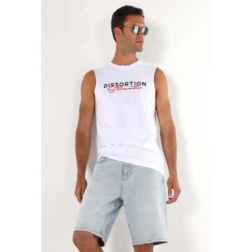 Top crop cu imprimeu grafic