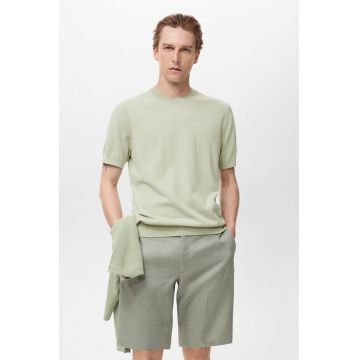 Tricou din bumbac cu decolteu la baza gatului