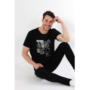 Tricou regular-fit cu imprimeu poza