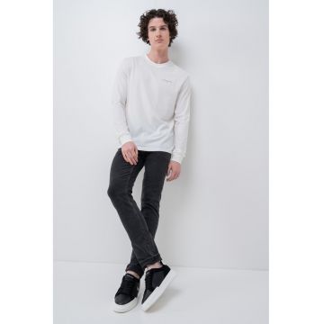 Bluza slim fit cu decolteu la baza gatului
