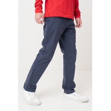 Pantaloni chino slim fit cu buzunare