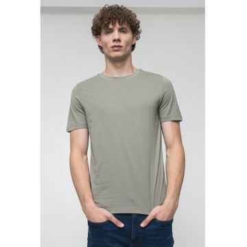 Tricou din bumbac cu decolteu la baza gatului