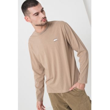 Bluza cu decolteu la baza gatului si detaliu logo