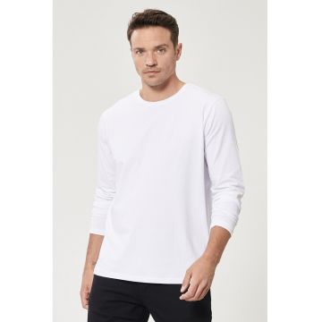 Bluza cu decolteu la baza gatului