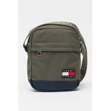 Geanta crossbody Essential