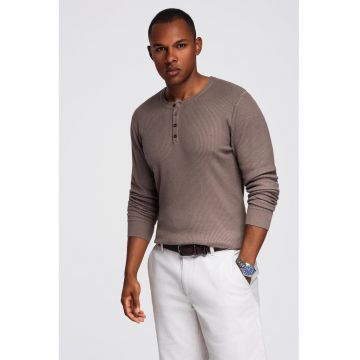 Pulover striat slim-fit cu fenta cu nasturi