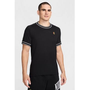 Tricou cu decolteu la baza gatului - pentru tenis