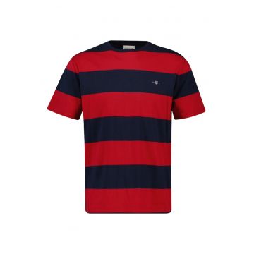 Tricou cu decolteu la baza gatului si model in dungi