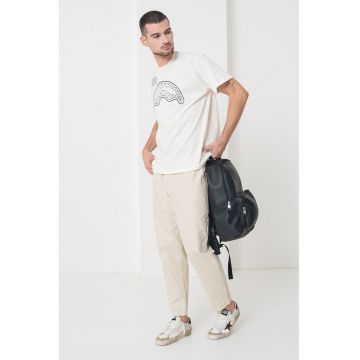 Tricou cu imprimeu si decolteu la baza gatului