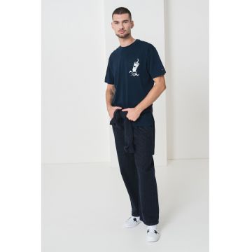 Tricou relaxed fit cu imprimeu grafic pe partea din spate