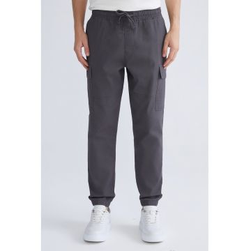 Pantaloni cargo jogger