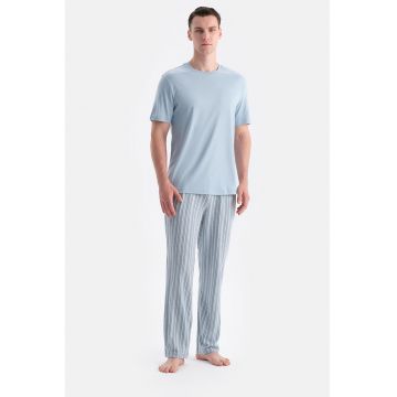 Pijama din amestec de bumbac si modal cu buzunare laterale