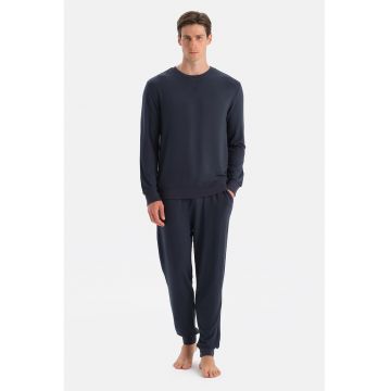 Pijama uni cu maneci lungi