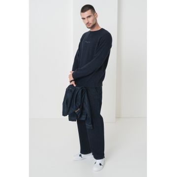 Pulover slim fit cu maneci raglan