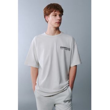 Tricou lejer cu maneci cazute