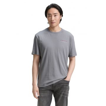 Tricou regular fit cu decolteu la baza gatului