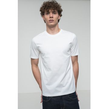 Tricou slim-fit cu decolteu la baza gatului