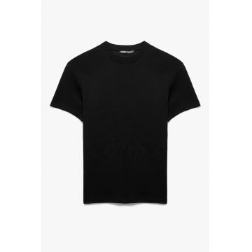 Tricou slim fit uni