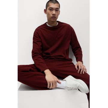 Bluza uni cu decolteu la baza gatului