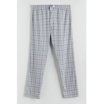 Pantaloni de pijama in carouri