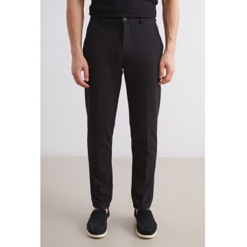 Pantaloni standard fit