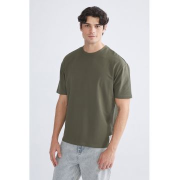 Tricou cu maneci cazute