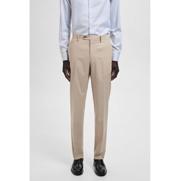 Pantaloni cu croiala dreapta si segment cu nasture Pantaloni cu croiala dreapta si segment cu nasture