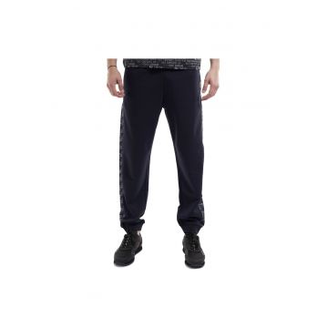 Pantaloni trening  Train Graphic Series M Pants C 7M000216AF12660UB102