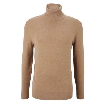 Pulover clasic cu guler inalt -