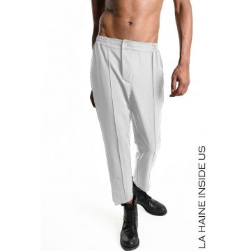 Pantaloni regular fit cu elastic in talie LH2