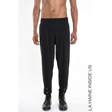 -Pantaloni regular fit cu nasturi la gleznă