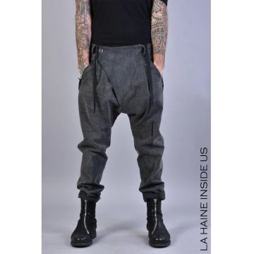 -Pantaloni supradimensionați cu închidere prin nasture și șnur în talie