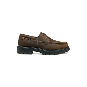 Pantofi boat de piele nabuc