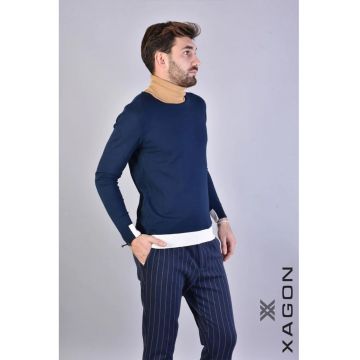 Bluza cu guler inalt barbateasca cu design modern in doua tonuri