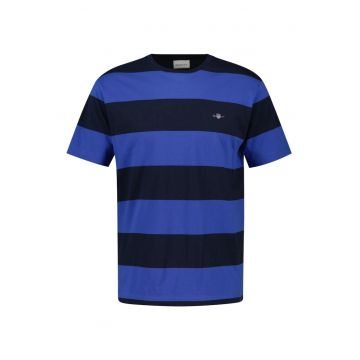 Tricou cu decolteu la baza gatului si model in dungi
