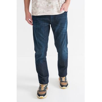 Blugi relaxed fit cu talie medie
